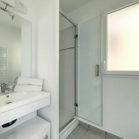 Le Duplex Apartment *